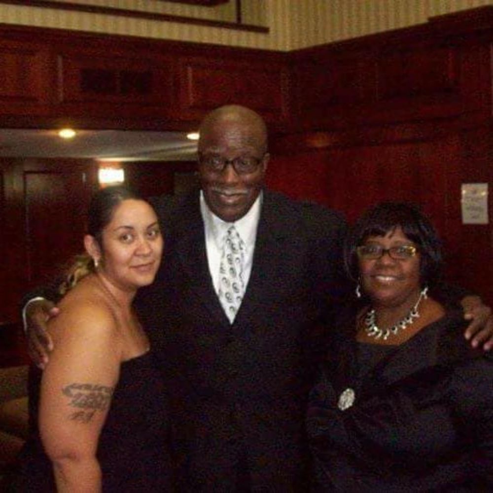 Meet your Posher, Helen